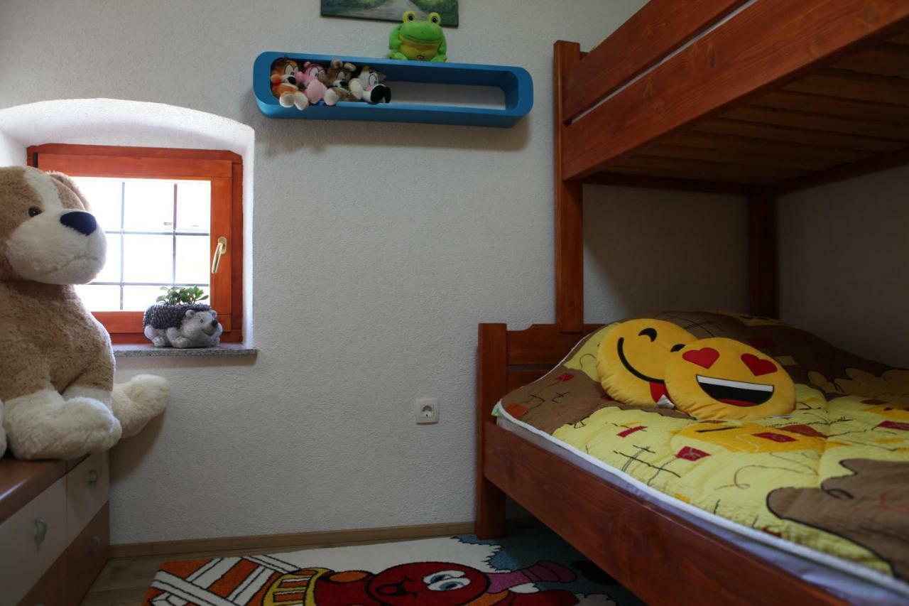 Apartmaji Nena Rocinj Экстерьер фото